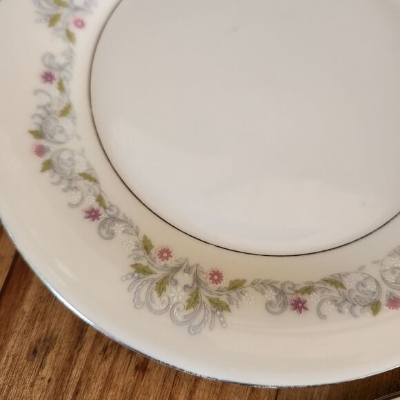 Crown Ming Fine China Windsor 4 Salad Plates 7.5" Jian Shiang Floral Pattern - Picture 3 of 8